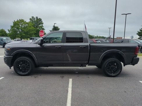 New 2025 RAM 3500 Limited AWD/4WD image 7