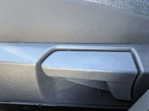 New 2026 Nissan Kicks SV w/ SV Premium Package image 17