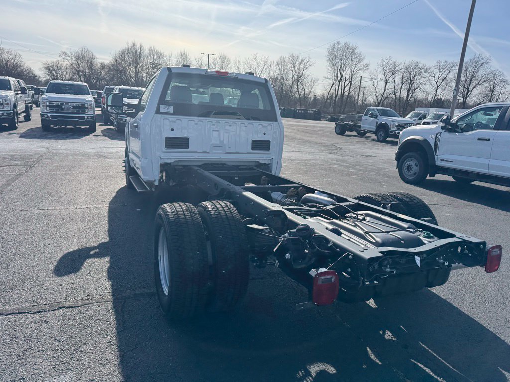 New 2026 Ford F350 XL w/ XL Chrome Package RWD image 7