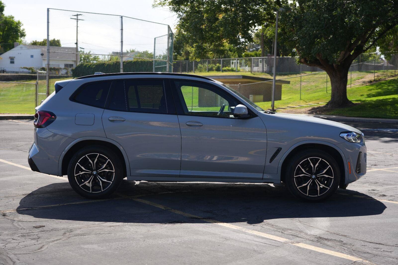 Used 2024 BMW X3 xDrive30i w/ M Sport Package AWD/4WD image 6