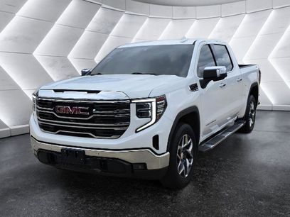 Used 2022 GMC Sierra 1500 SLT w/ SLT Premium Plus Package