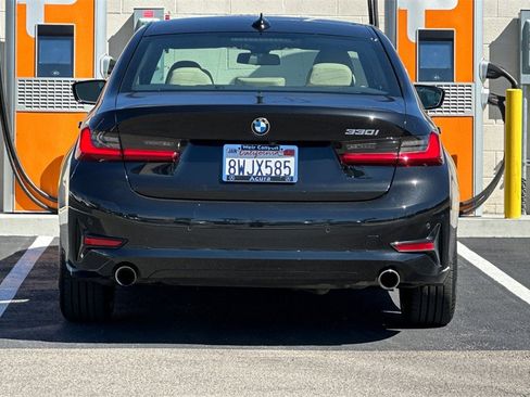 Used 2022 BMW 330i Sedan w/ Convenience Package image 8