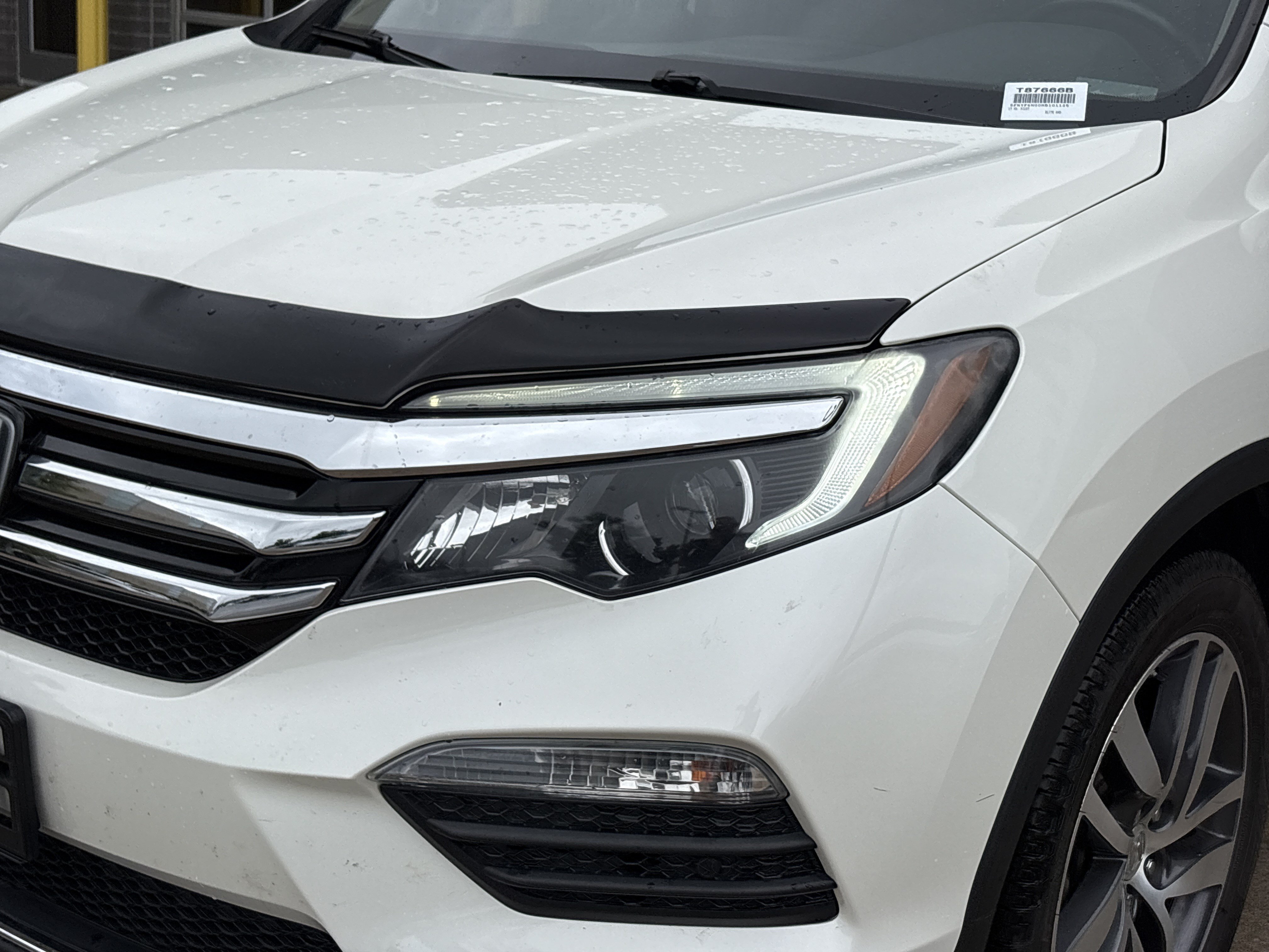 Used 2017 Honda Pilot Elite image 6