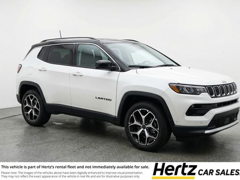 Used 2025 Jeep Compass Limited image 1