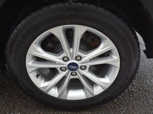 Used 2018 Ford Escape SEL image 49