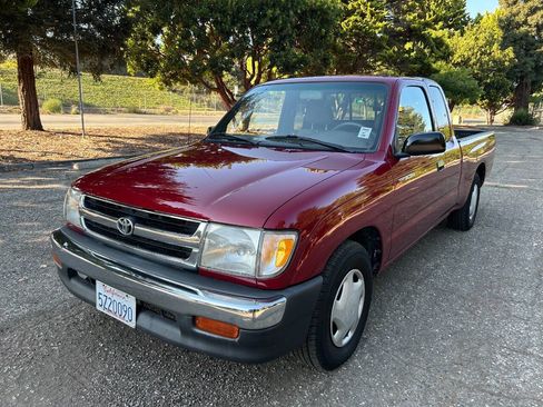 Used 1999 Toyota Tacoma 2WD Xtracab image 2
