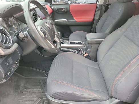 Used 2021 Toyota Tacoma SR5 image 3