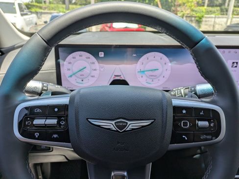 Used 2026 Genesis GV80 2.5T RWD image 26