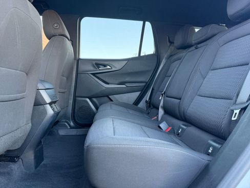 Used 2025 Chevrolet Equinox LT image 25