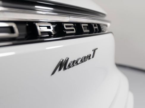 New 2026 Porsche Macan Turbo image 38