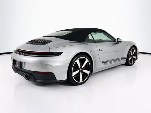 Certified 2025 Porsche 911 Carrera RWD image 9