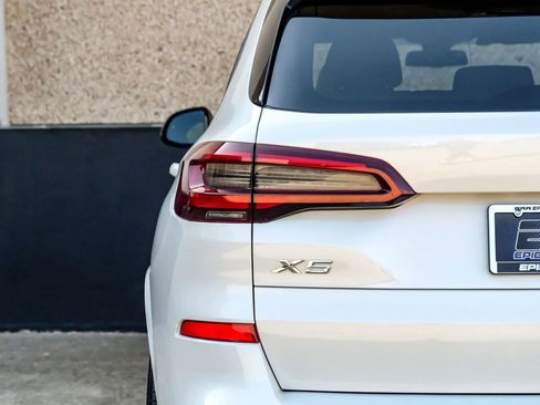 Used 2022 BMW X5 sDrive40i w/ M Sport Package image 51