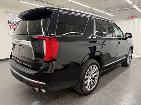 Used 2021 GMC Yukon Denali w/ Denali Ultimate Package AWD/4WD image 2