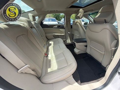 Used 2017 Lincoln MKZ Reserve w/ Technology Package AWD/4WD image 19