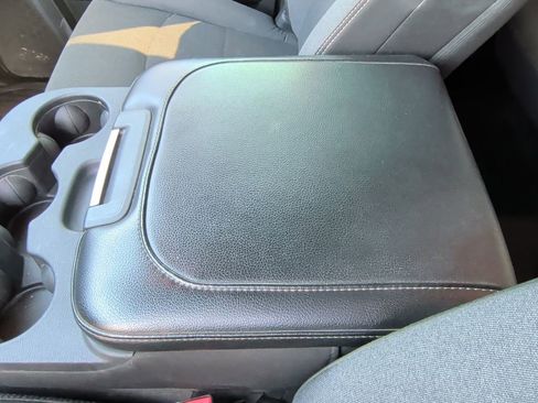 Used 2024 RAM 3500 Tradesman w/ Chrome Appearance Group image 34