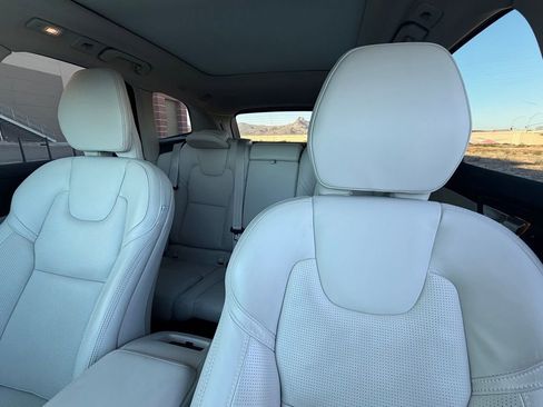 Used 2025 Volvo XC60 T8 Ultra w/ Protection Package Premier image 13