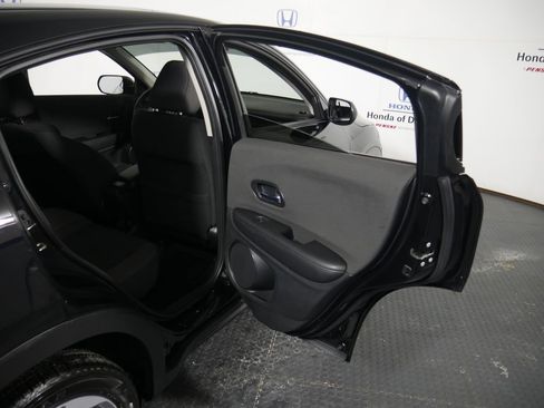 Certified 2019 Honda HR-V LX image 8