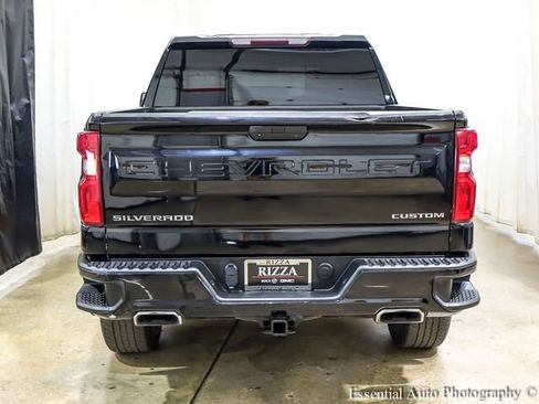 Used 2021 Chevrolet Silverado 1500 Custom Trail Boss w/ Safety Confidence Package AWD/4WD image 8