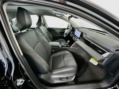 Used 2026 Toyota Camry XLE AWD/4WD image 28