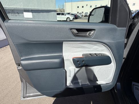 Used 2024 Ford Maverick XLT image 16