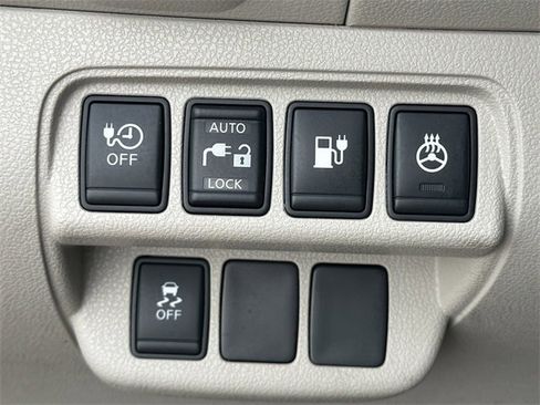 Used 2013 Nissan Leaf SV w/ LED & Quick Charge Pkg image 18