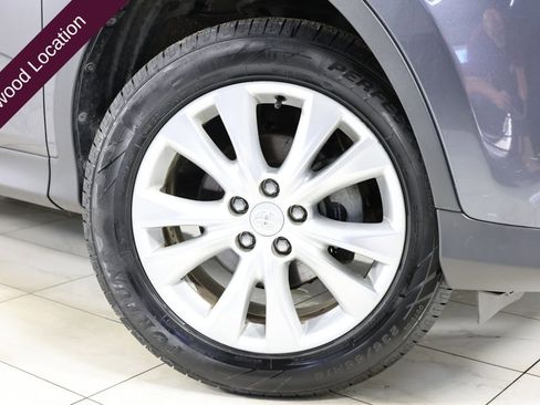 Used 2014 Toyota RAV4 Limited image 14