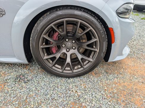 Used 2020 Dodge Charger SRT Hellcat w/ Harman/Kardon Audio Group RWD image 8