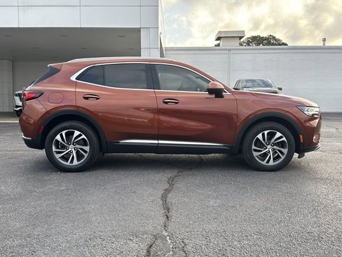 Used 2022 Buick Envision Essence w/ Safety Package image 2