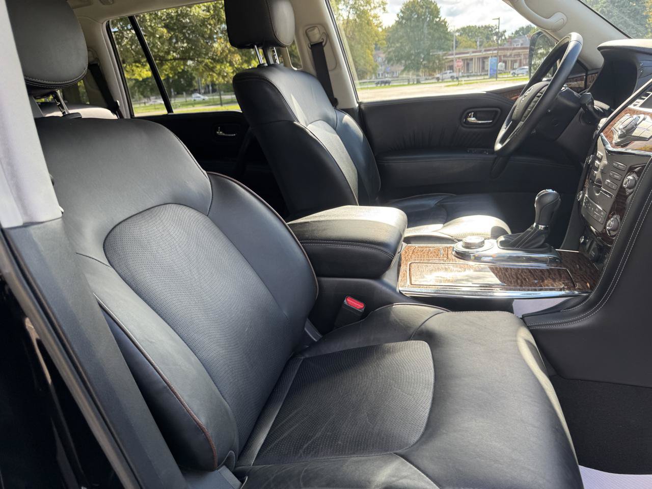 Used 2019 Nissan Armada Platinum AWD/4WD image 34