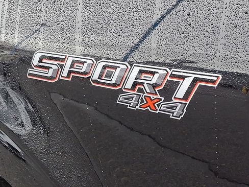 Used 2022 Ford F150 Lariat w/ Equipment Group 502A High image 39