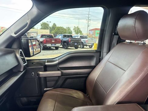 Used 2019 Ford F150 XLT w/ Equipment Group 302A Luxury AWD/4WD image 19