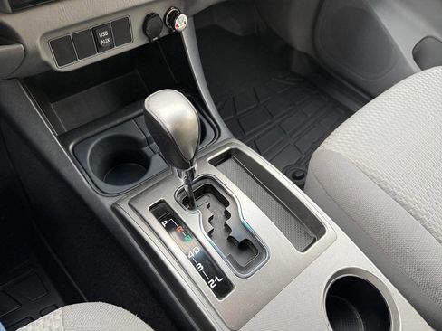 Used 2012 Toyota Tacoma 4x4 Double Cab w/ SR5 Pkg image 45