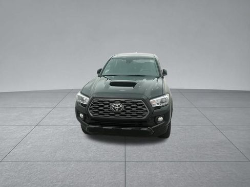 Used 2022 Toyota Tacoma TRD Sport w/ Technology Package RWD image 18