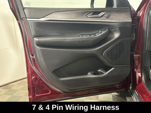 Used 2024 Jeep Grand Cherokee L Limited w/ Trailer Tow Package image 15