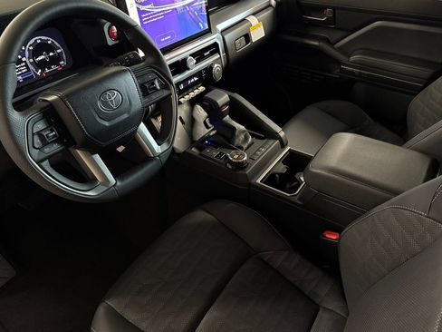 New 2026 Toyota 4Runner 4WD image 10