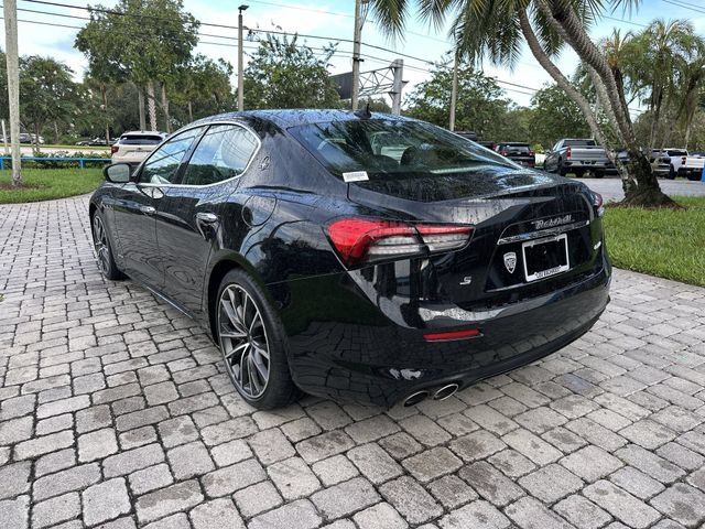 Used 2021 Maserati Ghibli S GranLusso RWD image 34
