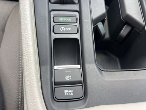 New 2025 Honda Accord SE image 16