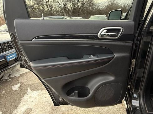 Used 2018 Jeep Grand Cherokee Trailhawk image 10