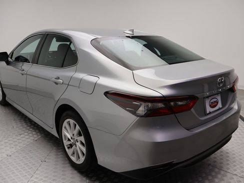 Used 2024 Toyota Camry LE FWD image 11