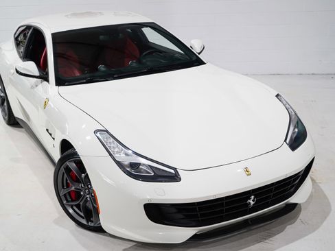 Used 2018 Ferrari GTC4Lusso T RWD image 27