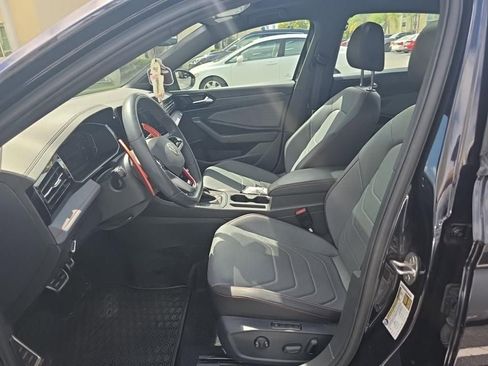 Used 2025 Volkswagen Jetta GLI Autobahn w/ GLI Black Package FWD image 9