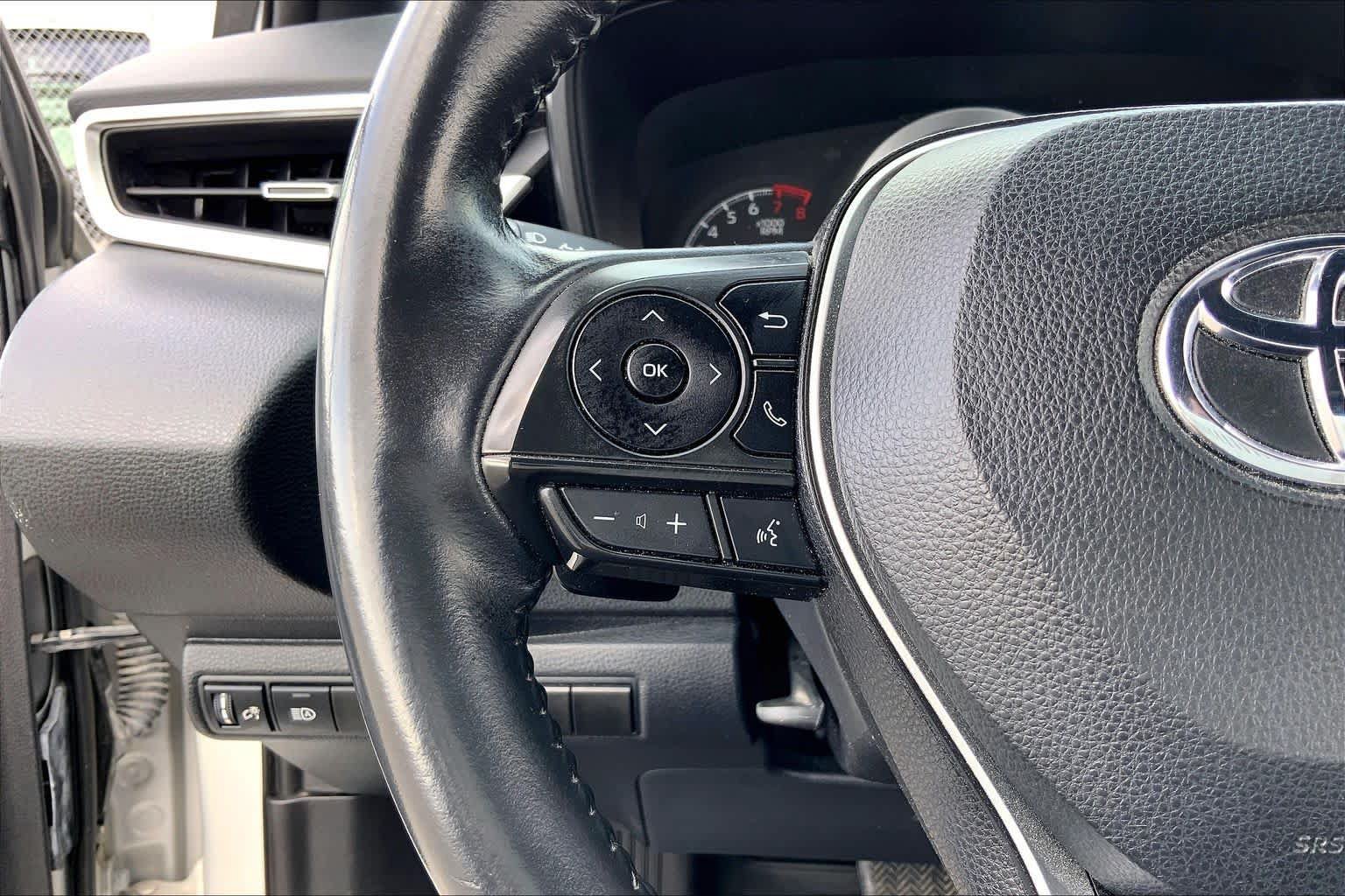 Used 2020 Toyota Corolla SE FWD image 23