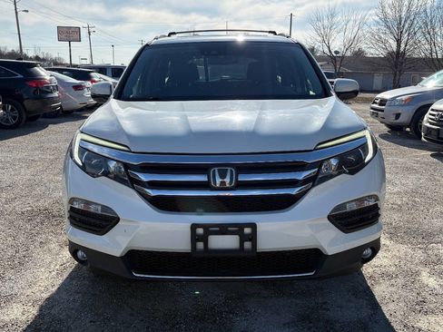 Used 2016 Honda Pilot Elite image 2