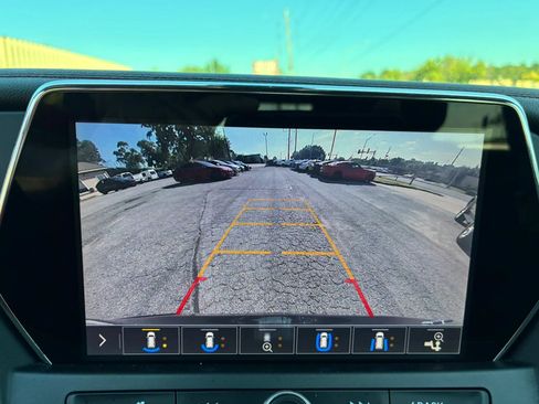Used 2019 Chevrolet Blazer RS AWD/4WD image 27