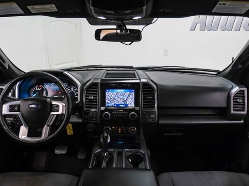 Used 2018 Ford F150 XLT w/ Equipment Group 302A Luxury image 11