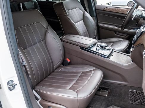 Used 2019 Mercedes-Benz GLS 450 4MATIC w/ Premium 1 Package image 29