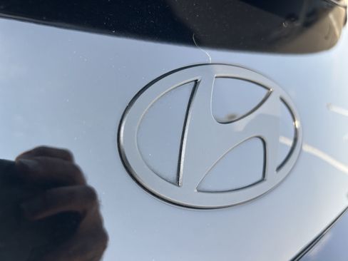 Used 2023 Hyundai Ioniq 6 SEL AWD/4WD image 7