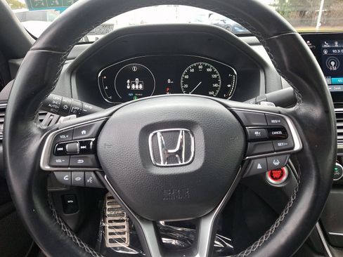 Used 2022 Honda Accord Sport image 18