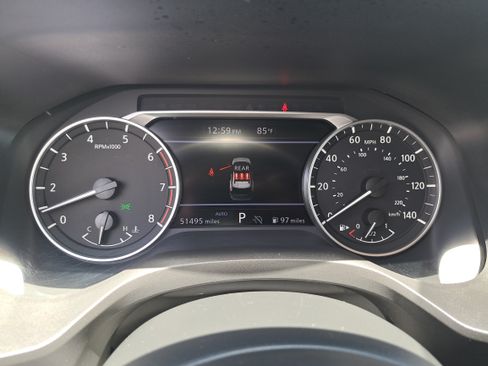 Used 2024 Nissan Rogue S AWD/4WD image 18