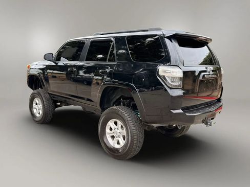 Used 2016 Toyota 4Runner SR5 RWD image 8